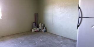 NW Spacious 3/2/2 on Saltwater Canal-Fish off the Dock! Gallery 25
