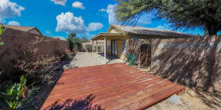 9108 East Muleshoe Street Gallery 25