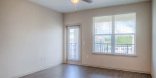 San Mateo Crossing Gallery 11