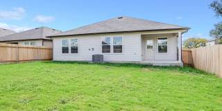 1,796 SF Home in Seguin - 4 BR/2 BA - Arroyo Ranch!!! Gallery 5