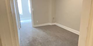 Lovely Two Bedroom!!! Gallery 7
