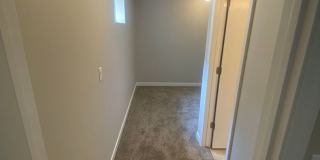 Charming 3 Bed, 3 Bath Duplex near Riverside State Park! Gallery 33