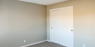Oak Creek Gallery 20
