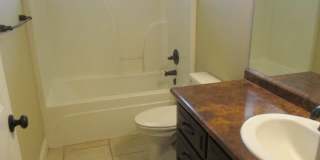 Experience Southern Comfort: Charming 3 Bed/2 Bath Home in Valdosta, GA Gallery 10