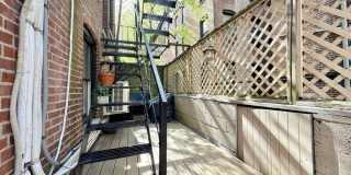 41 Pickney St Gallery 25