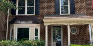 1057 Tottenham Lane Gallery 1