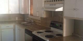 CLASSIC HOME CORNER LOT HARDWOOD FLOORS Gallery 20