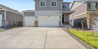 3 bedroom, 2 1/2 bath home in Tailholt! Gallery 1