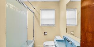 7248 N Ridge Boulevard Gallery 19