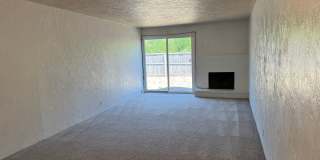 3 bedroom 1.5 bathroom duplex Gallery 7