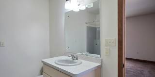 2210 Exeter Court Gallery 18