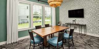 Shadetree Gallery 32