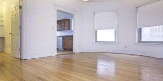 5533 S. Blackstone Gallery 5