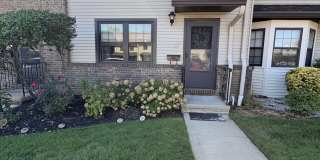 49 Village Green Way Gallery 1