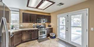 1918 Pintura Circle Gallery 12