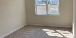 2 bedroom, 2.5 bath end unit unfurnished townhouse in Sneads Ferry Justice Farm Townhome community Gallery 9