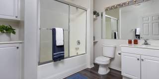 Laurel Canyon Apartment Homes Gallery 23