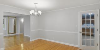 Spacious 4BR House in Signal Mountain Gallery 7