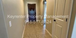 3 Bed | 2 Bath | Jenks Gallery 25