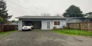 Sweet 2/1 McKinleyville house with garage and laundry Gallery 1
