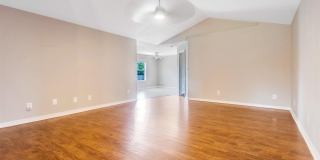 2104 Frontera St Gallery 15