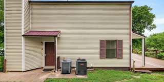 The Kingsbury Drive Townhomes For Rent! The Kingsbury Drive Townhomes For Rent! Gallery 1