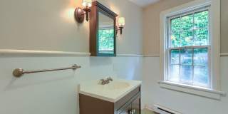 Spacious 3 Bedroom Single Family Home in the Capital District Gallery 9