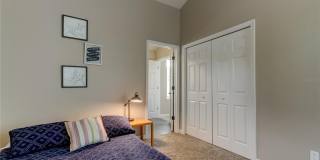 2123 W SPRUCE STREET Gallery 32