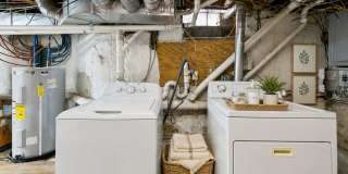 Large 4 bed 2 bath south philly home Gallery 22