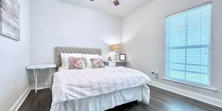 Elegant Townhouse in StoneLake Village – Stylish 3BR/2BA with Garage & Patio Gallery 19