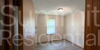 2902 1st Street Gallery 5