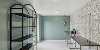 Vertis Green Hills Gallery 33
