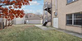 1132 W 13th Street Gallery 21