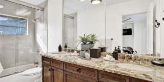 631 Oleander Drive Gallery 27