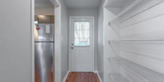 RENOVATED 2/1 w/ New Flooring/Paint, Fenced Yard, Deck, Walk In Closets, Granite Counters, & Stainless Appliances ! Avail NOW for $1295/month Gallery 11