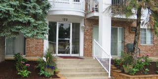 Charlton Place Gallery 11