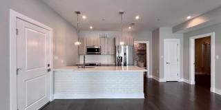 340 Adams Street Northeast - Gallery 25
