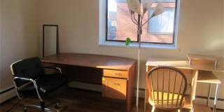 2-bedroom w/H&HW * One Block to BU Gallery 5