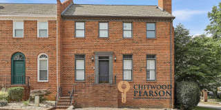 Charming 3BR Townhome with Elevator in the Heart of Fayetteville Gallery 1