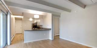 950 Lafayette Gallery 13