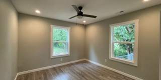 Beautiful 3 bedroom home available Early August! Gallery 19
