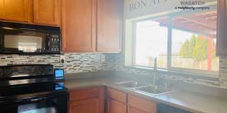 SUPER CUTE SINGLE FAMILY HOME IN MILLCREEK!!! Gallery 6