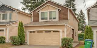 SOUTH SEATTLE HOME WITH YARD & 2 CAR GARAGE! Gallery 1