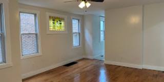 Great 1st Floor Duplex in Squirrel Hill! Available NOW! Gallery 9