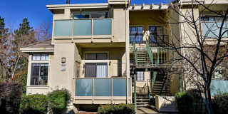 Update and Move-In Ready, 2BD/2BA, End-Unit Upper-Level Condo in Fostoria Terrace- DANVILLE Gallery 1