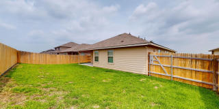 2 WEEKS FREE RENT + $1,750 A MONTH! Gallery 1