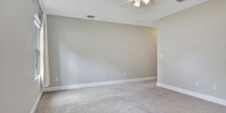 2736 Summerglen Lane Gallery 11