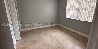 9976 Twin Lakes Dr Gallery 11