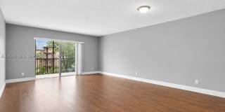 5961 N Falls Cir Dr Gallery 1