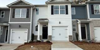 3 Bedroom, 2.5 Bathroom- Townhouse in Armuchee!! Gallery 1
